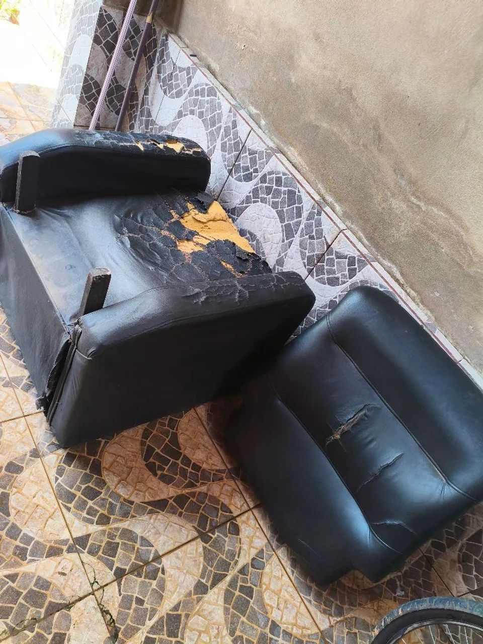 Vendo Poltrona precisa fazer troca da capa  - Foto 3