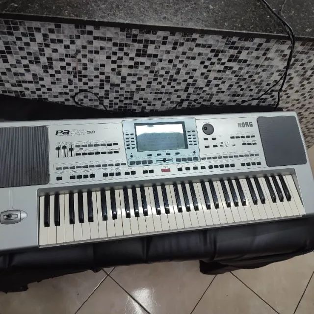 Teclado Korg PA 50 sd 