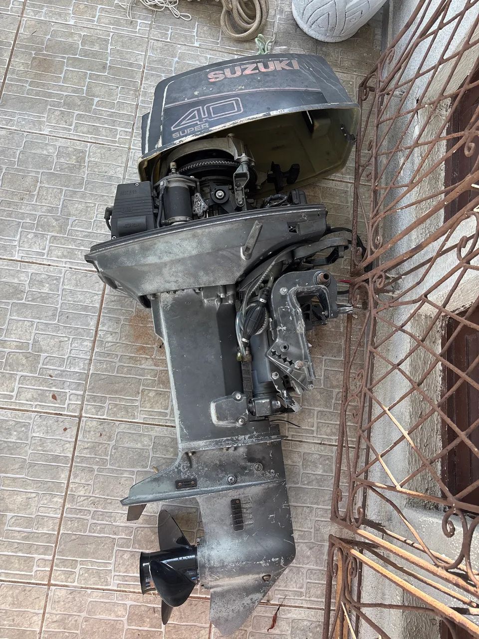 MOTOR DE LANCHA SUZUKI 40 HP - Foto 2