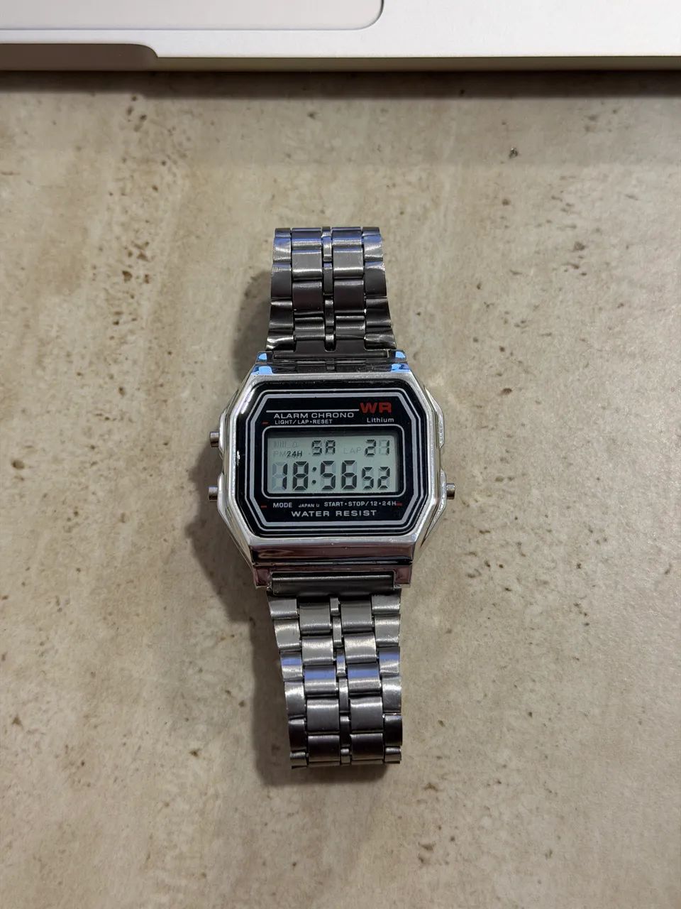 Relógio Digital WR a prova D?água