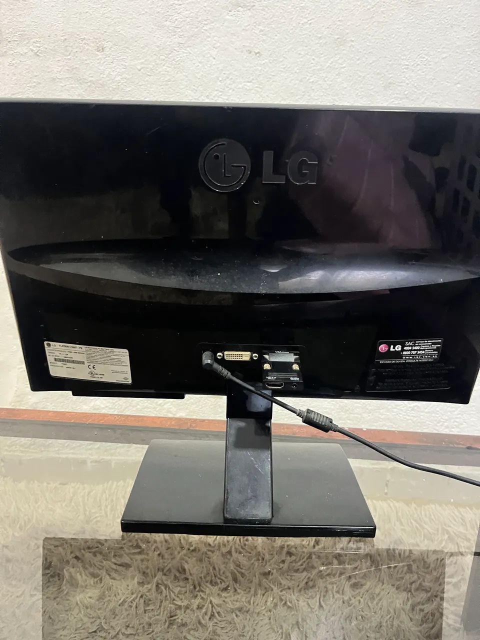 Monitor LG Flatron E1950 19 POLEGADAS LED | HDMI + Fonte + Cabo | Funcionando 100% - Foto 4