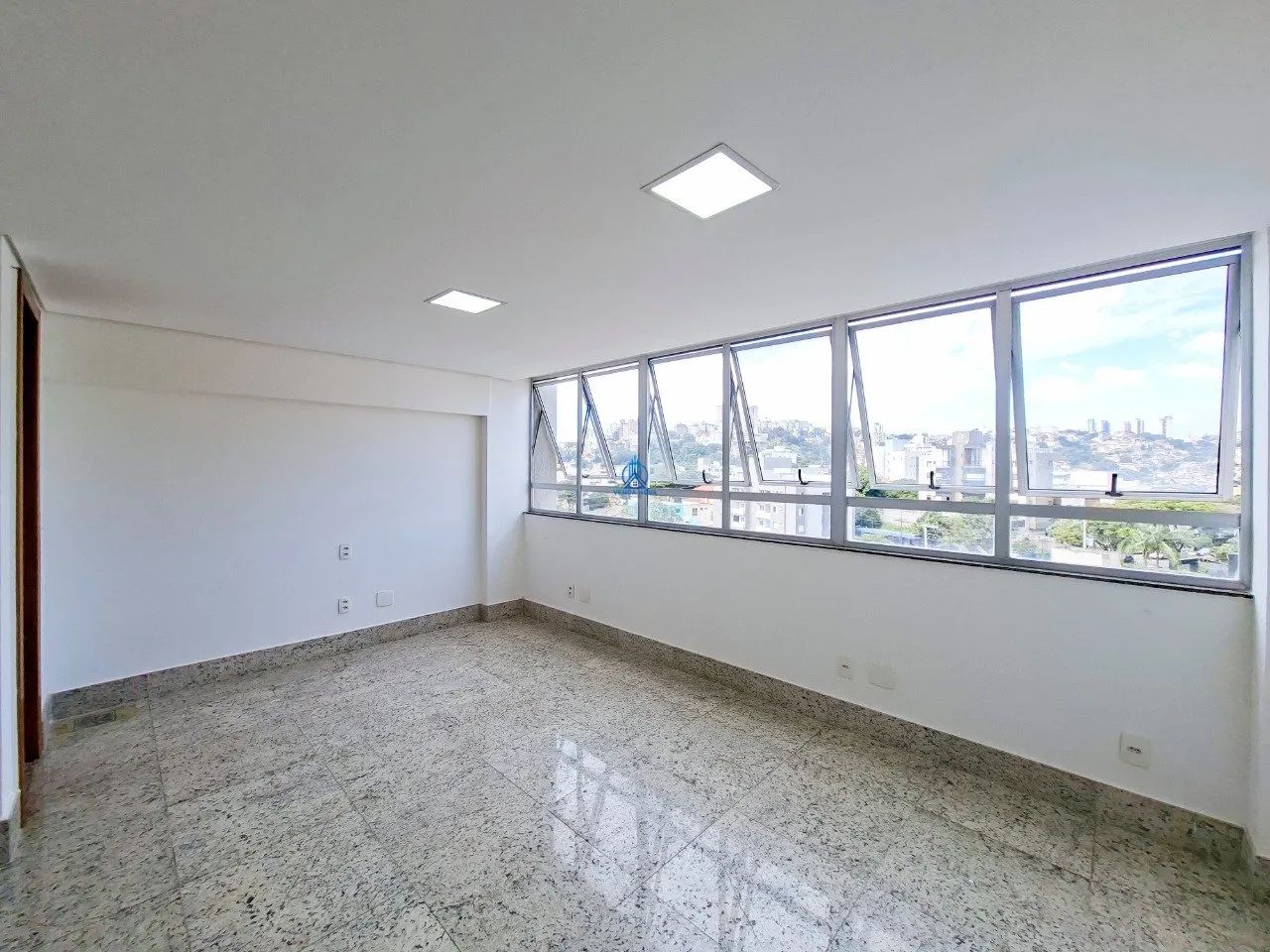 Sala para locação, 30 metros, 1 vaga - Foto 3