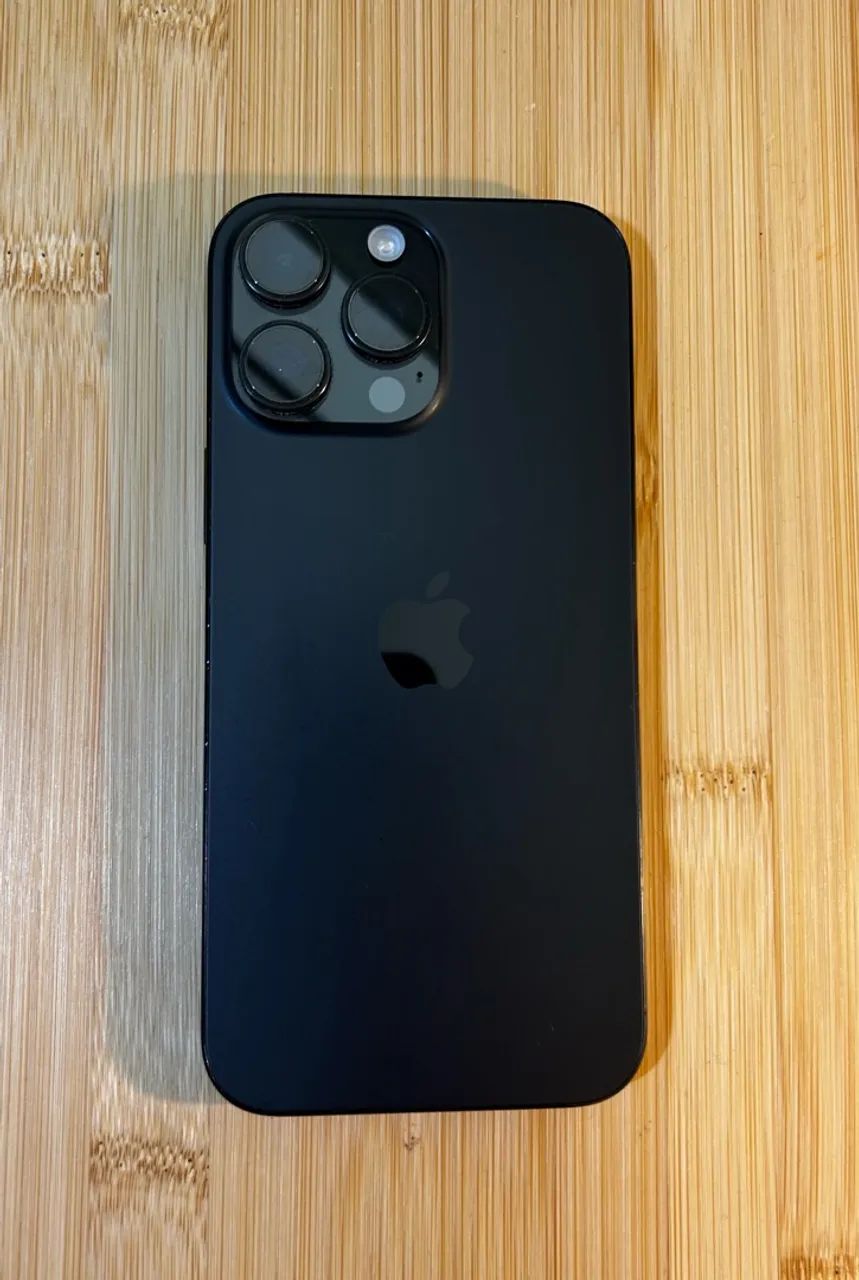 iPhone 16 pro max - Foto 2