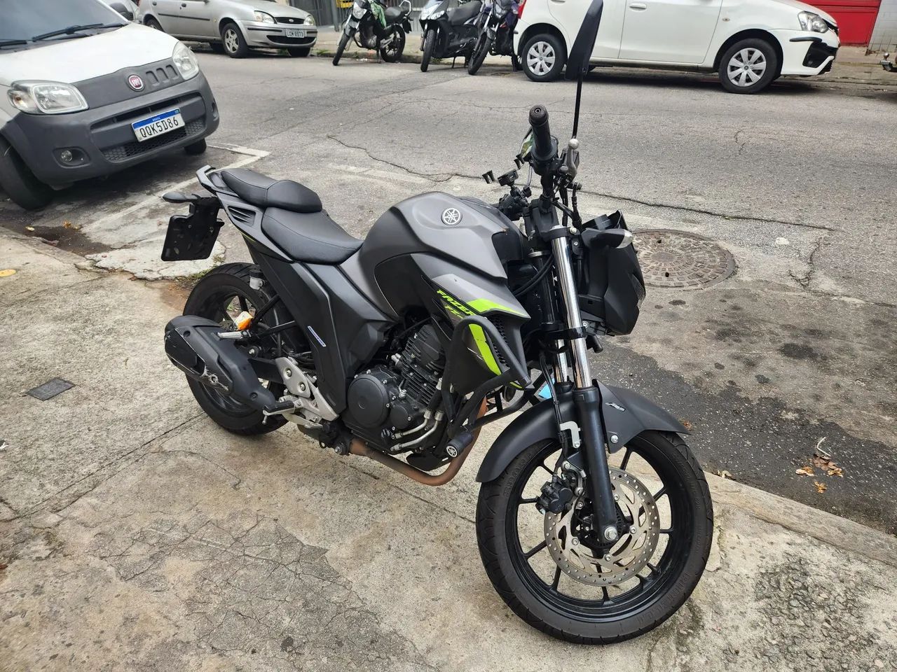 lFZ25 2024 Cinza  - Foto 5