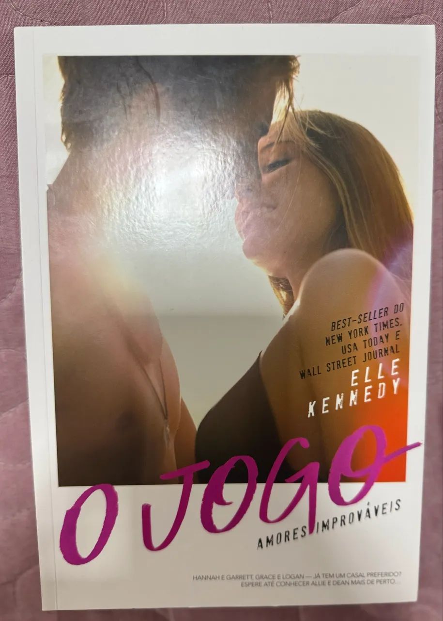 Livros/Box Amores Improváveis/Coleção em perfeito estado  - Foto 3