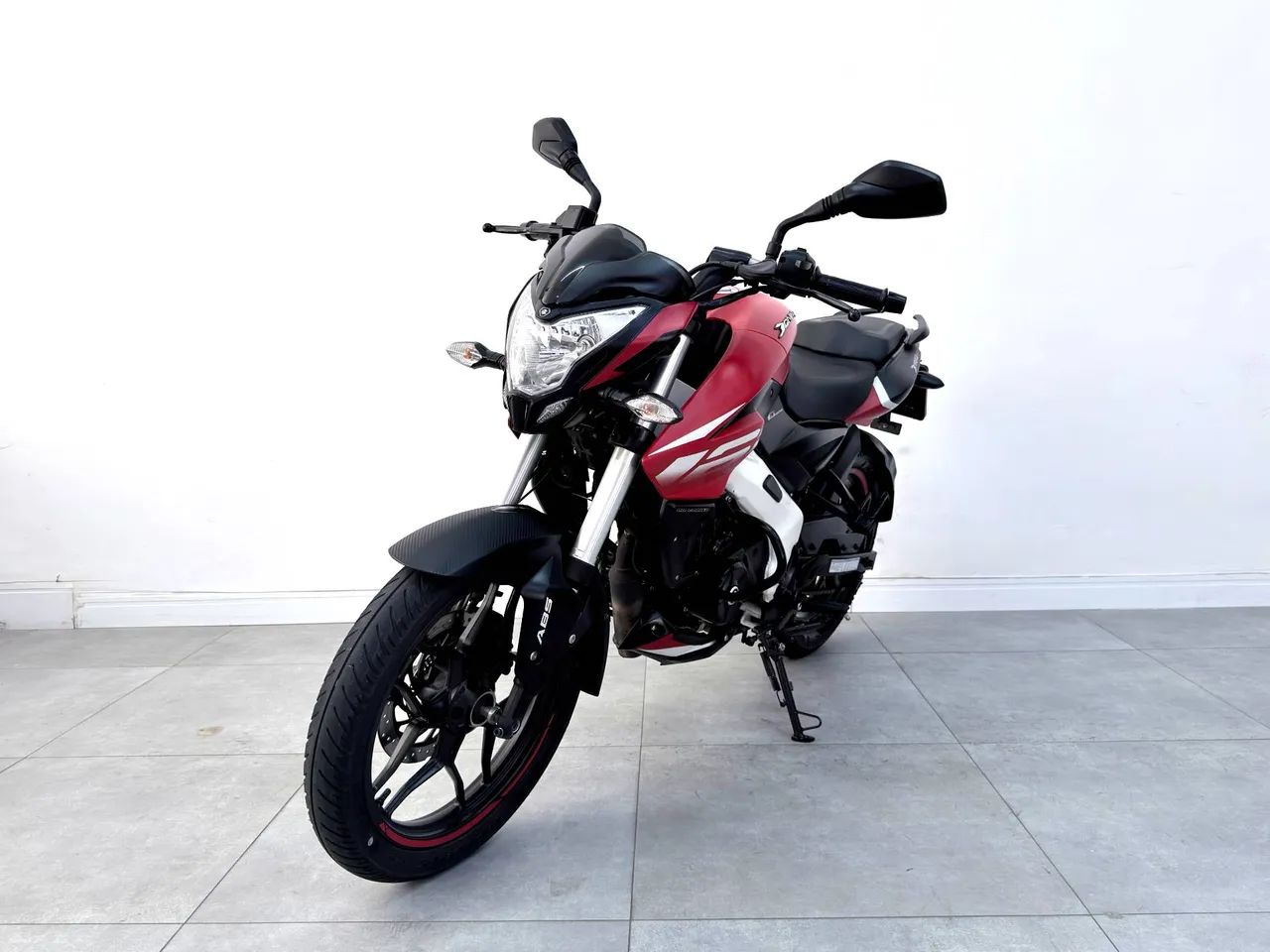 BAJAJ DOMINAR 160 ABS - Foto 5