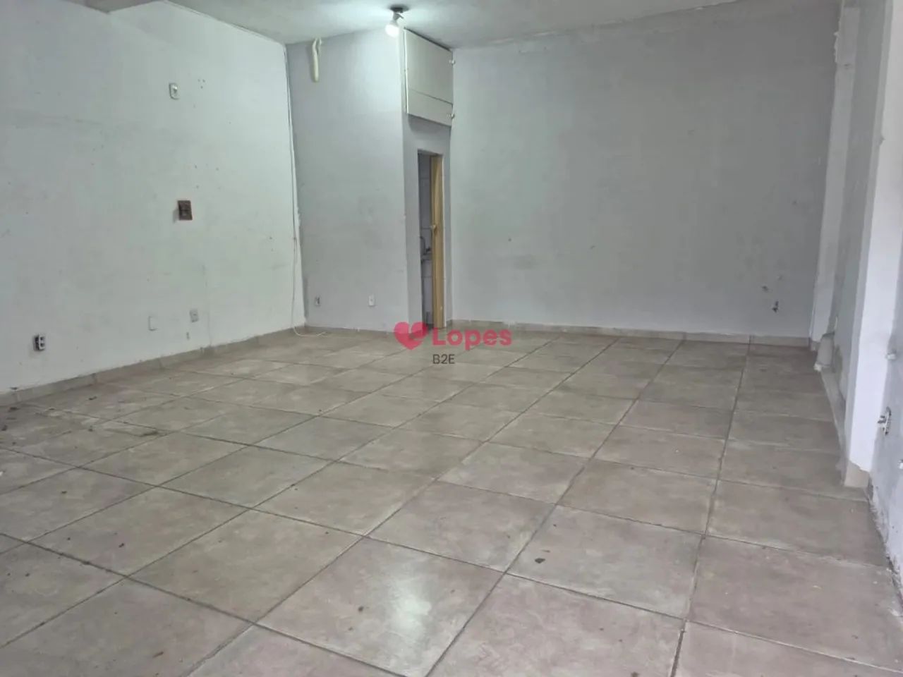 Excelente Imóvel Comercial com Casa anexa Lateral e de Esquina no Centro de Campo Grande - - Foto 4