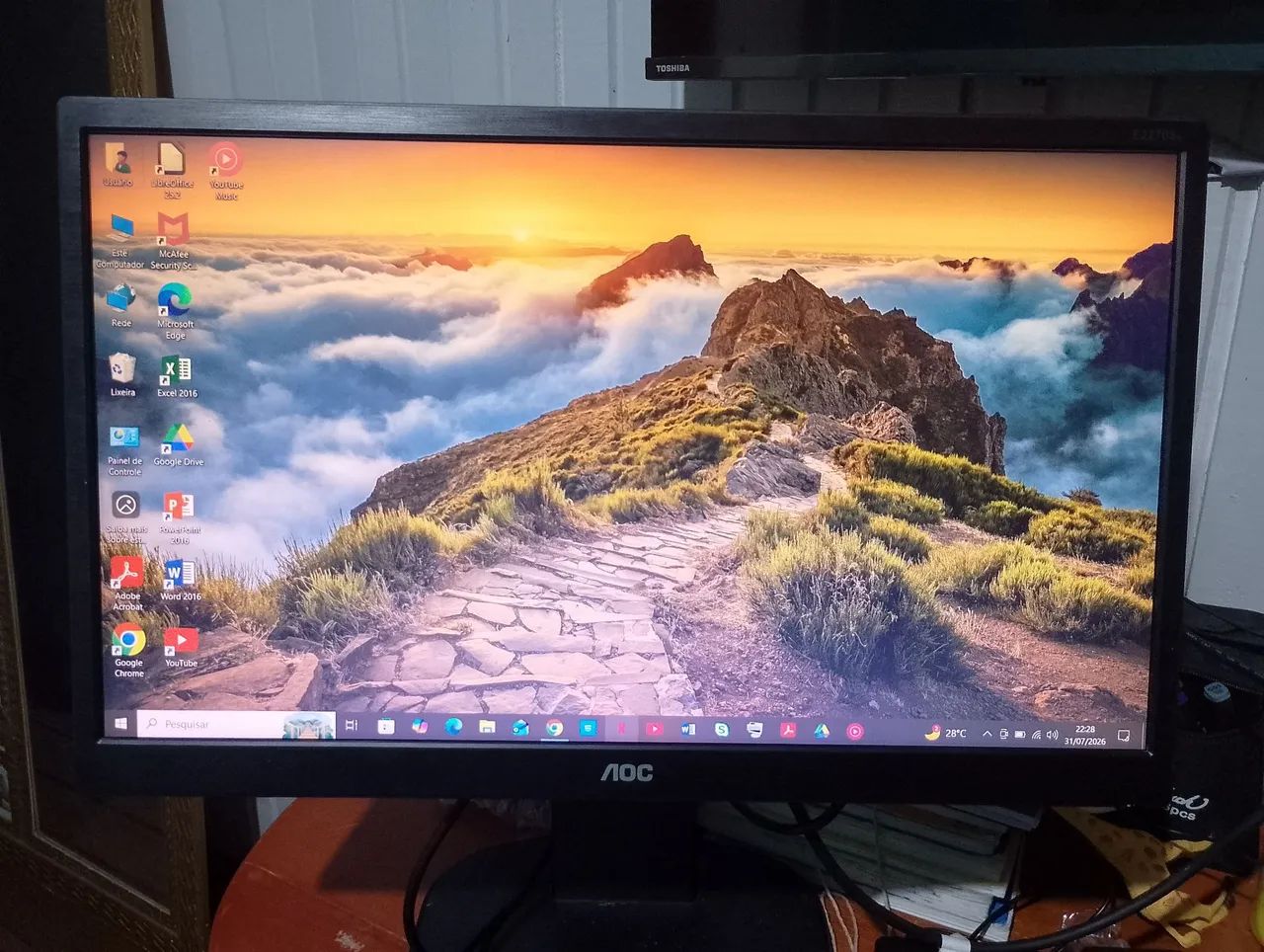 Monitor AOC 22 polegadas excelente! - Foto 3