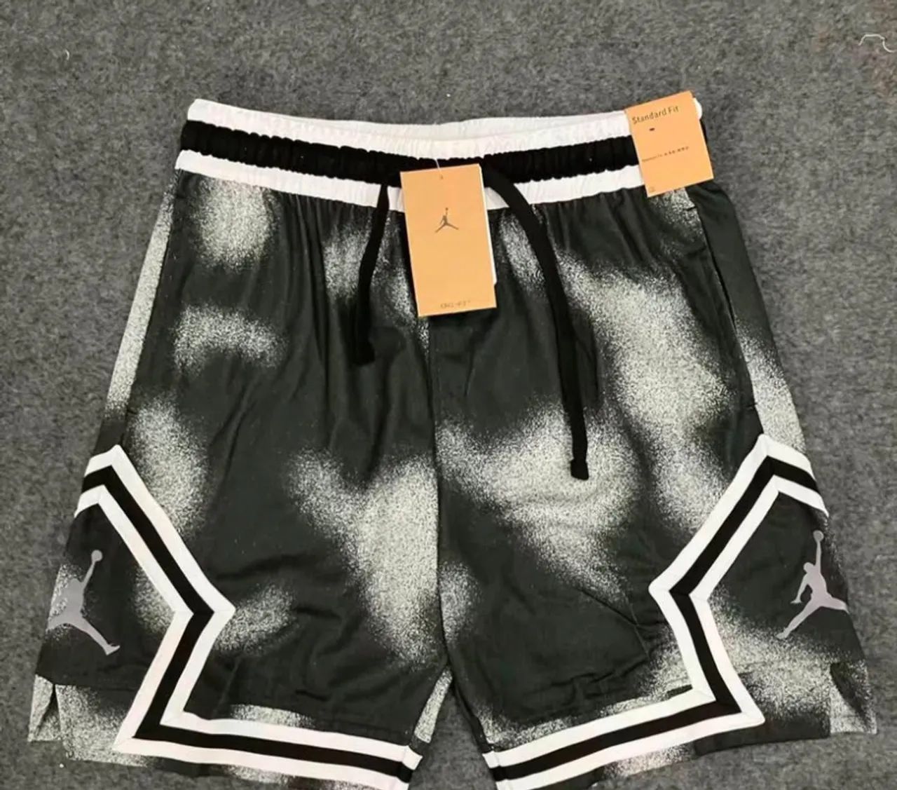 Bermudas Nike Jordan Premium? - Foto 5