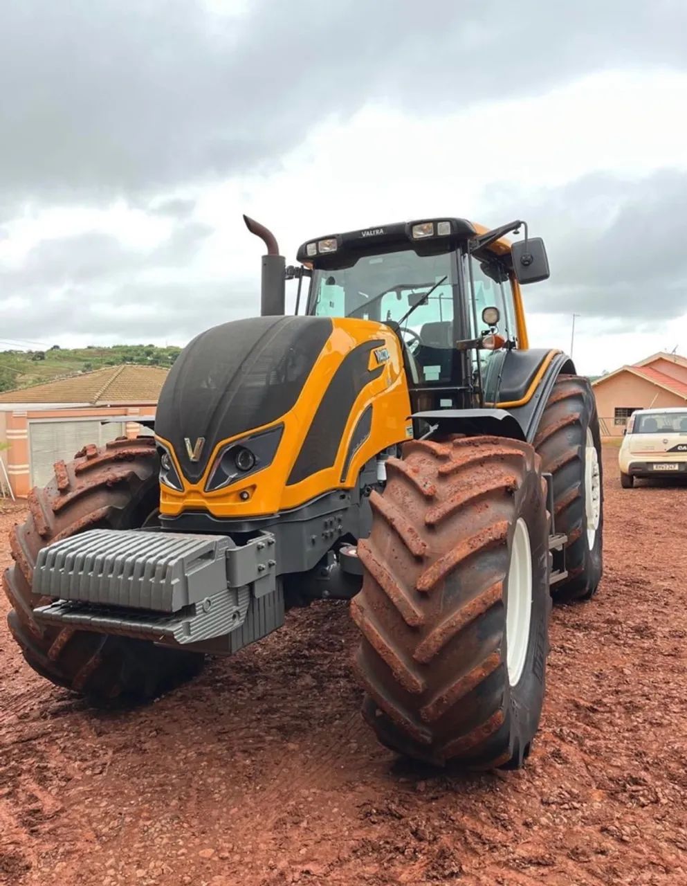 Trator Valtra BH 224  - Foto 2