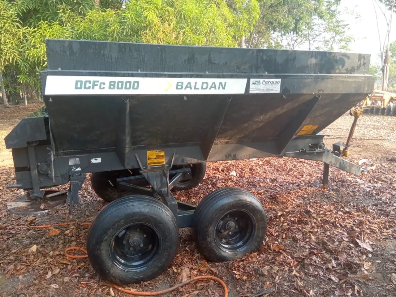 Calcareadeira seminova Baldan 8 toneladas