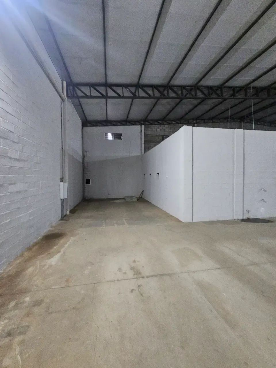 Aluga-se barracão com 1500 m² de área livre - Foto 5
