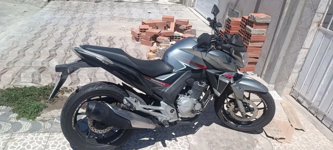 Twister 250