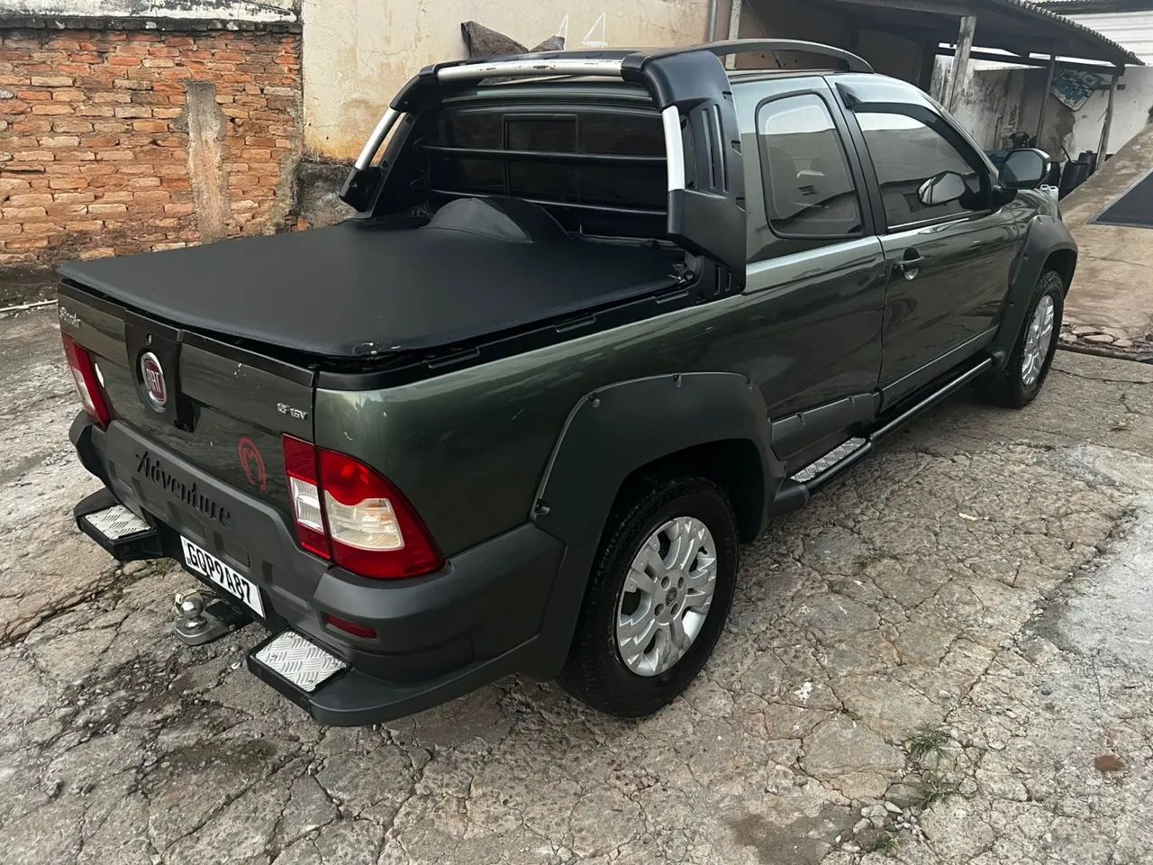 Fiat Strada Adventure1.8/ 1.8 Locker Flex CD 2012 - Foto 2
