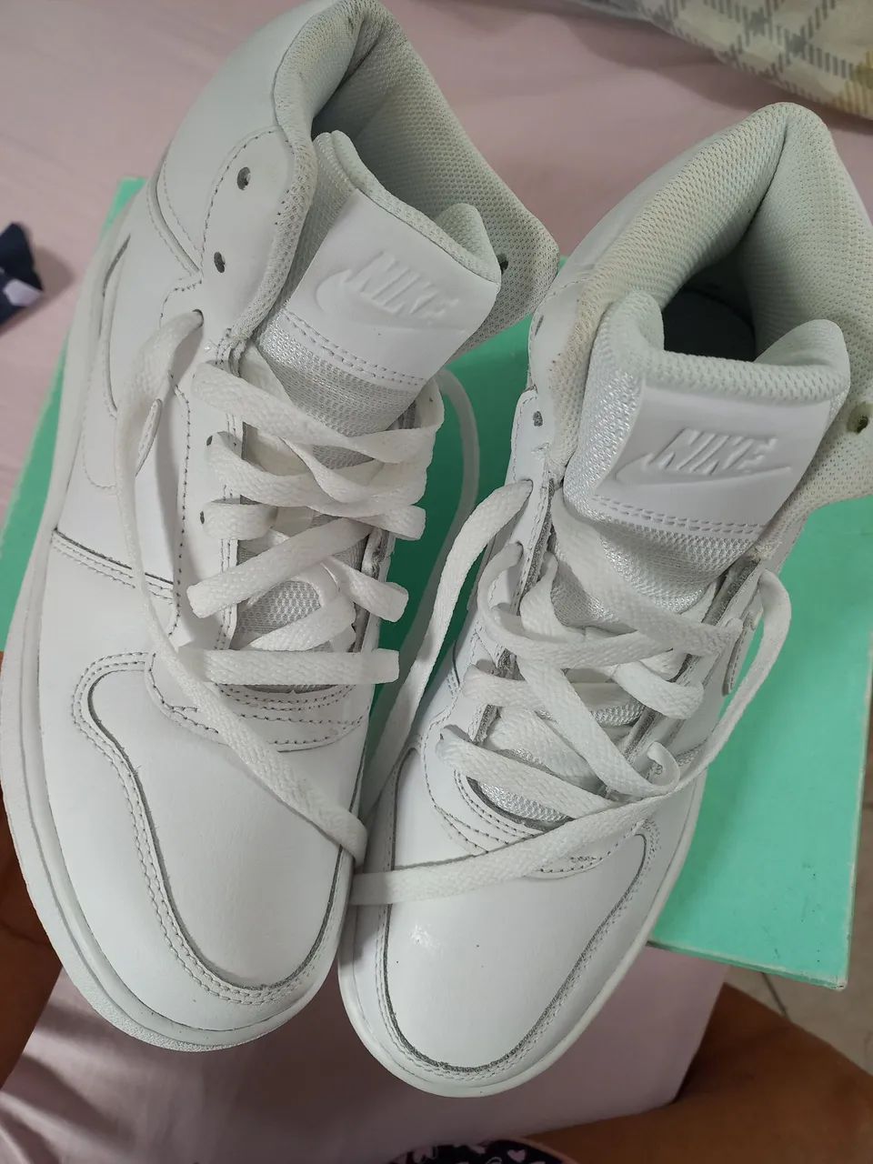 Tênis modelo basquetebol Nike Emerson mid da WMNS - Foto 5