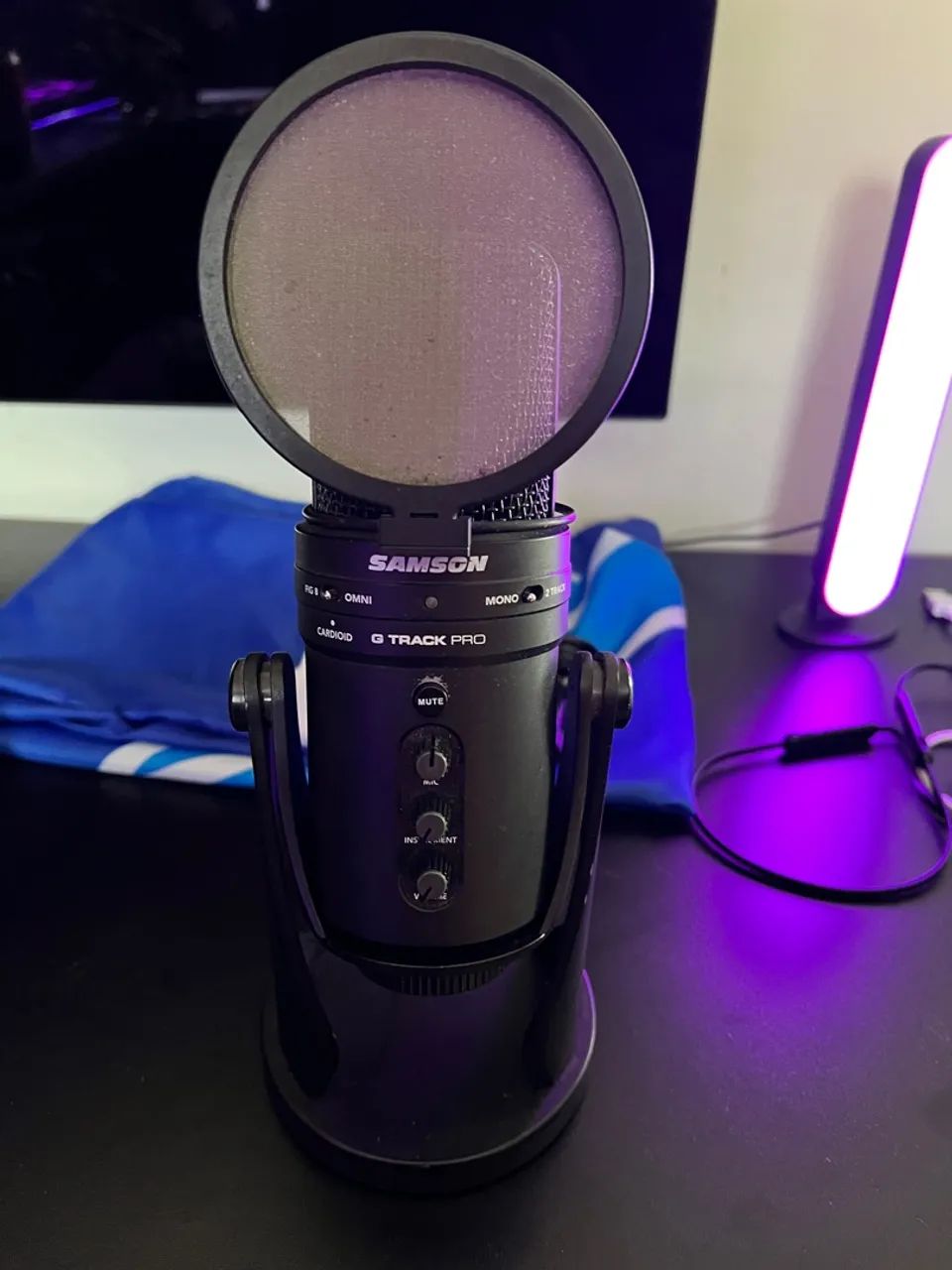 Microfone samson gtrack pro acompanha pop filter  - Foto 2