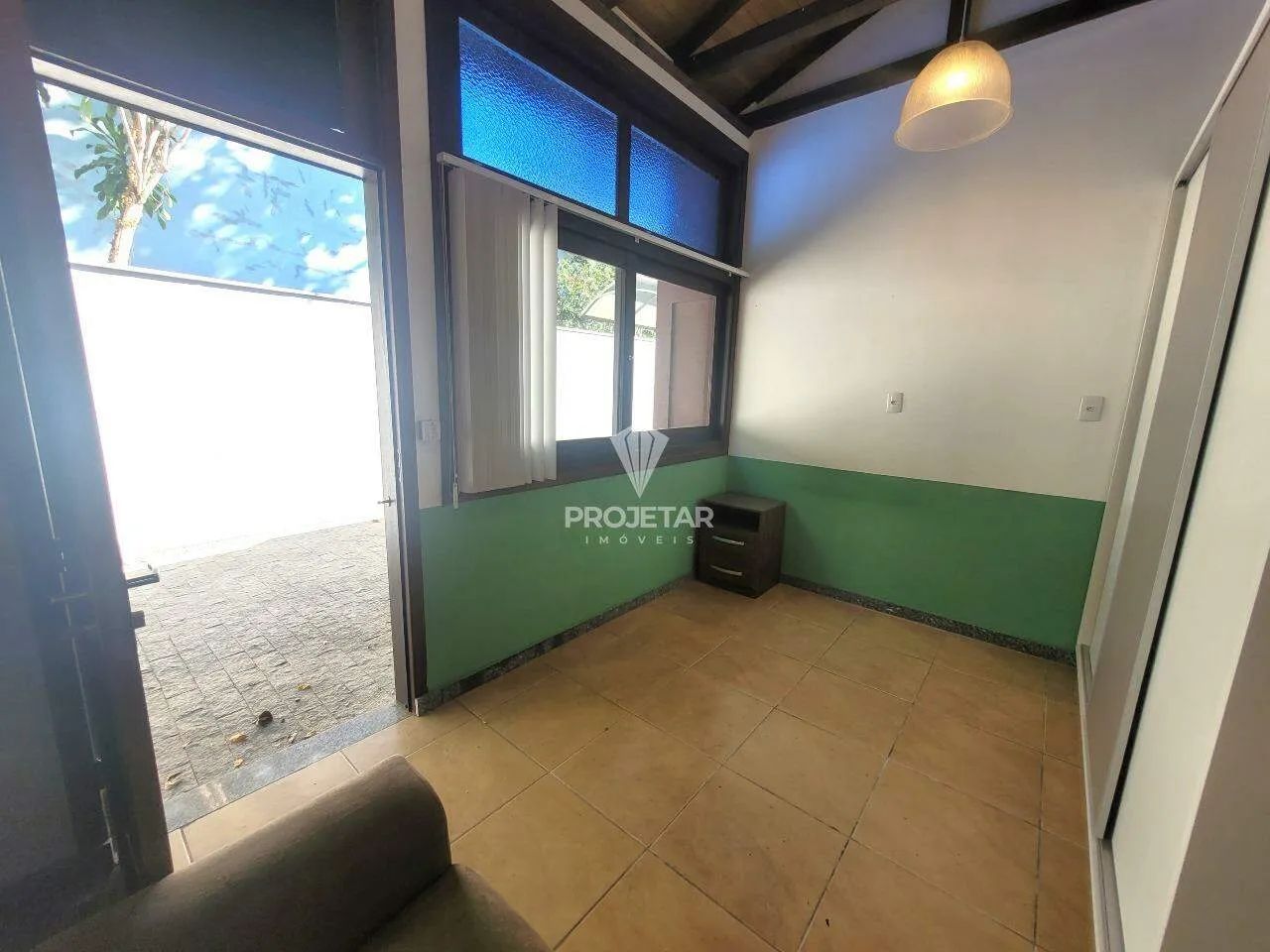 Kitnet semi mobiliada para locação no Centro de Araranguá! - Foto 5