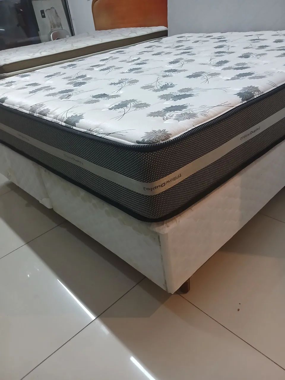 Conjunto de camas queem size de casal ( $$ 900 ) * - Foto 4