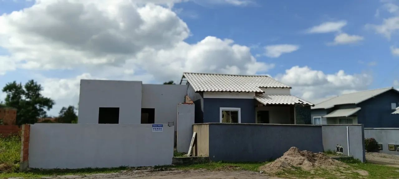  CASA COM SUÍTE - IMPERDÍVEL 