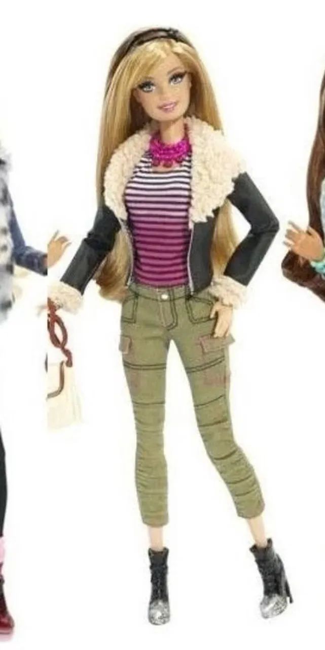 Barbie e acessórios  - Foto 2