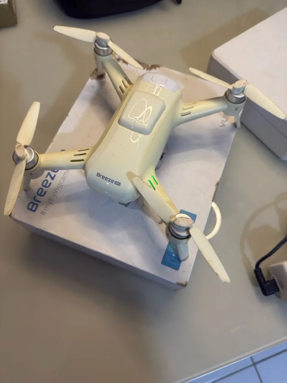 Drone Yuneec Breeze 4K - Foto 3