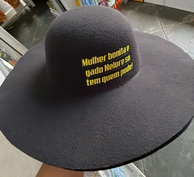 Chapéu cata ovo preto c/frases - Foto 4