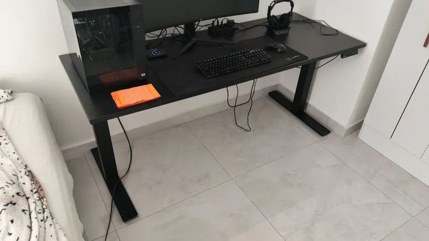Mesa Elétrica com Regulagem de Altura - GenioDesk PRO - Foto 2