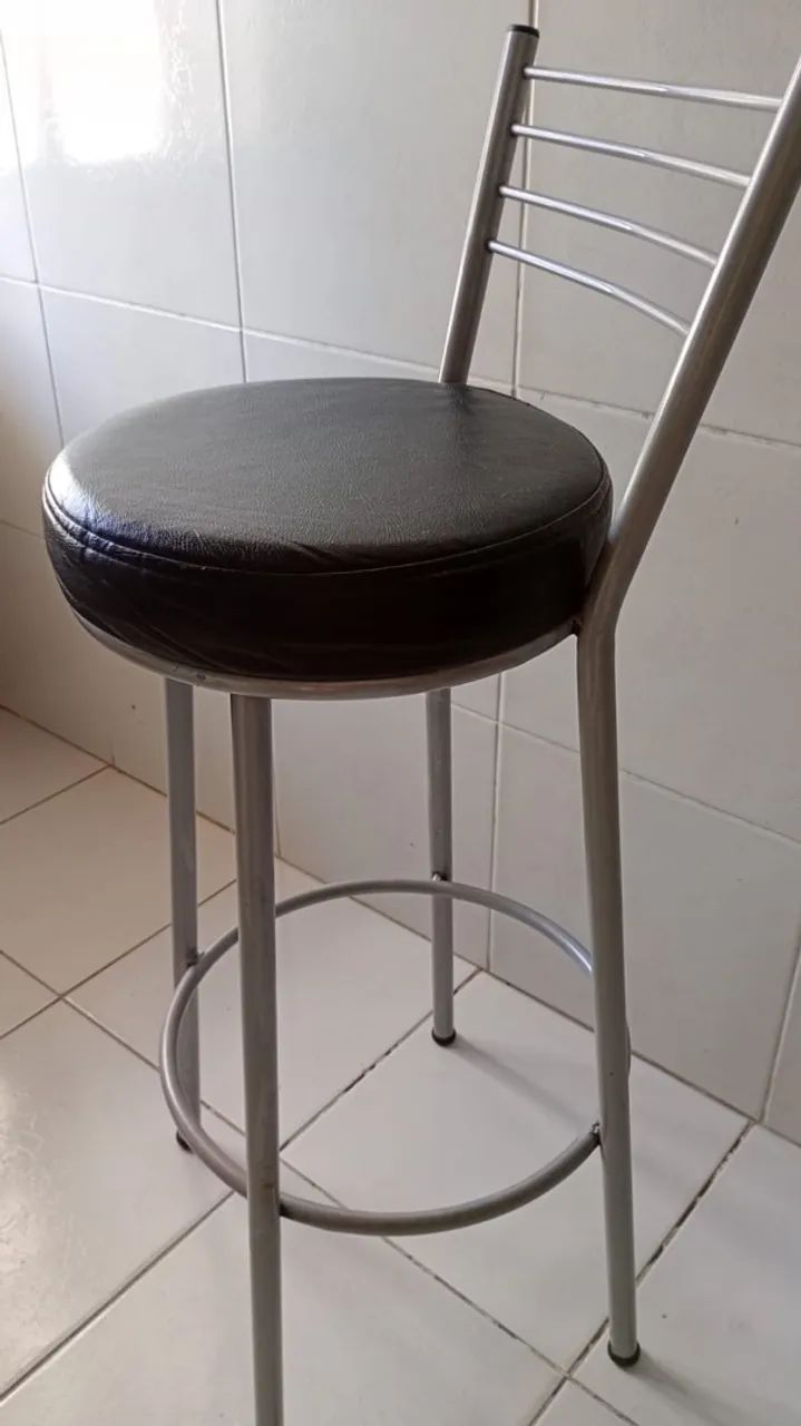 Banqueta alta 75 cm prata e preto  - Foto 2