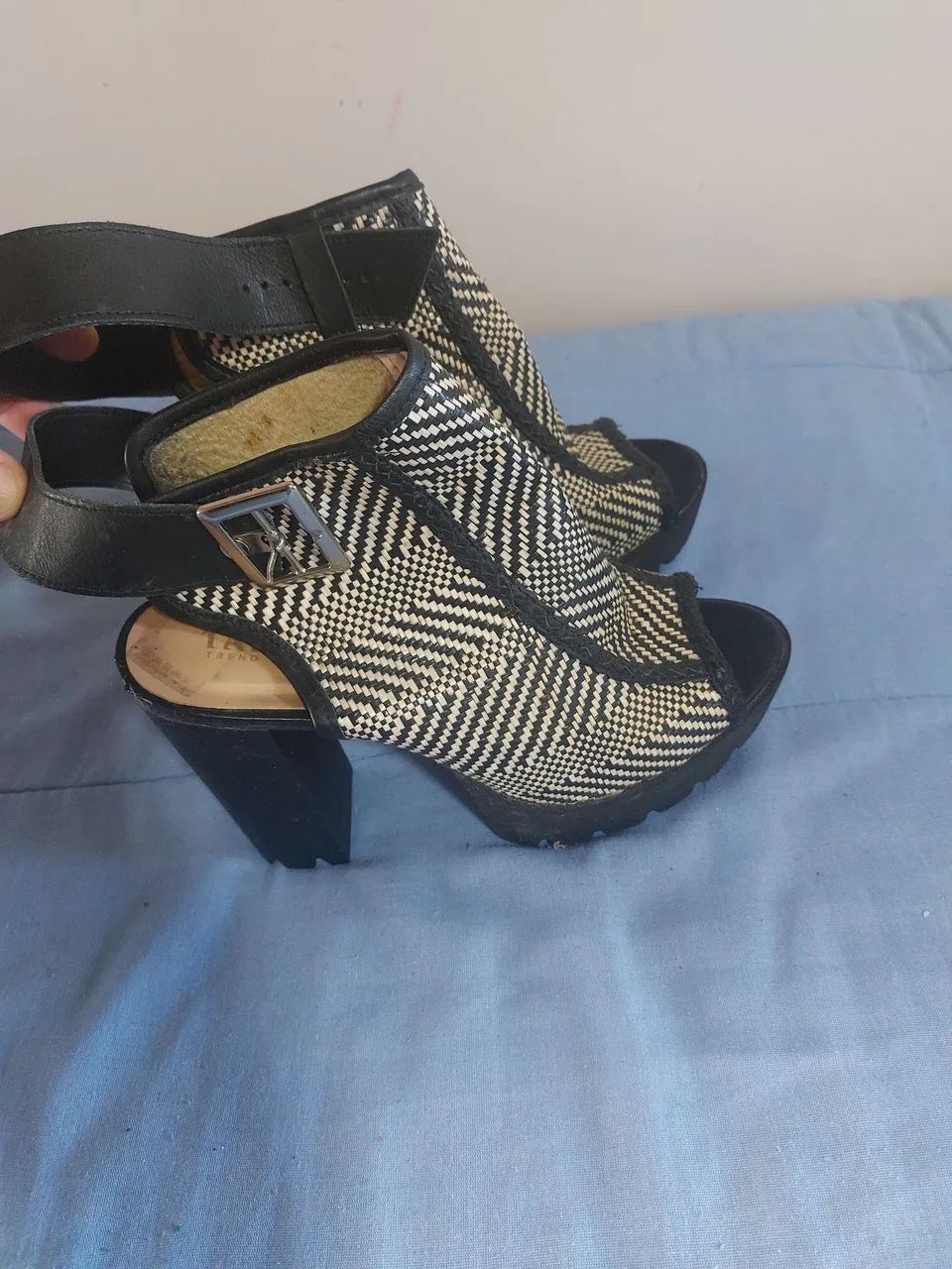 Sapatos feminino - Foto 2