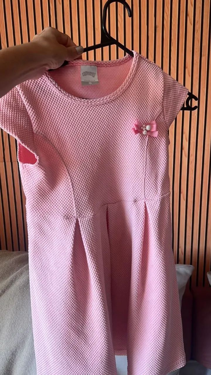 Vestidos e conjunto  - Foto 2