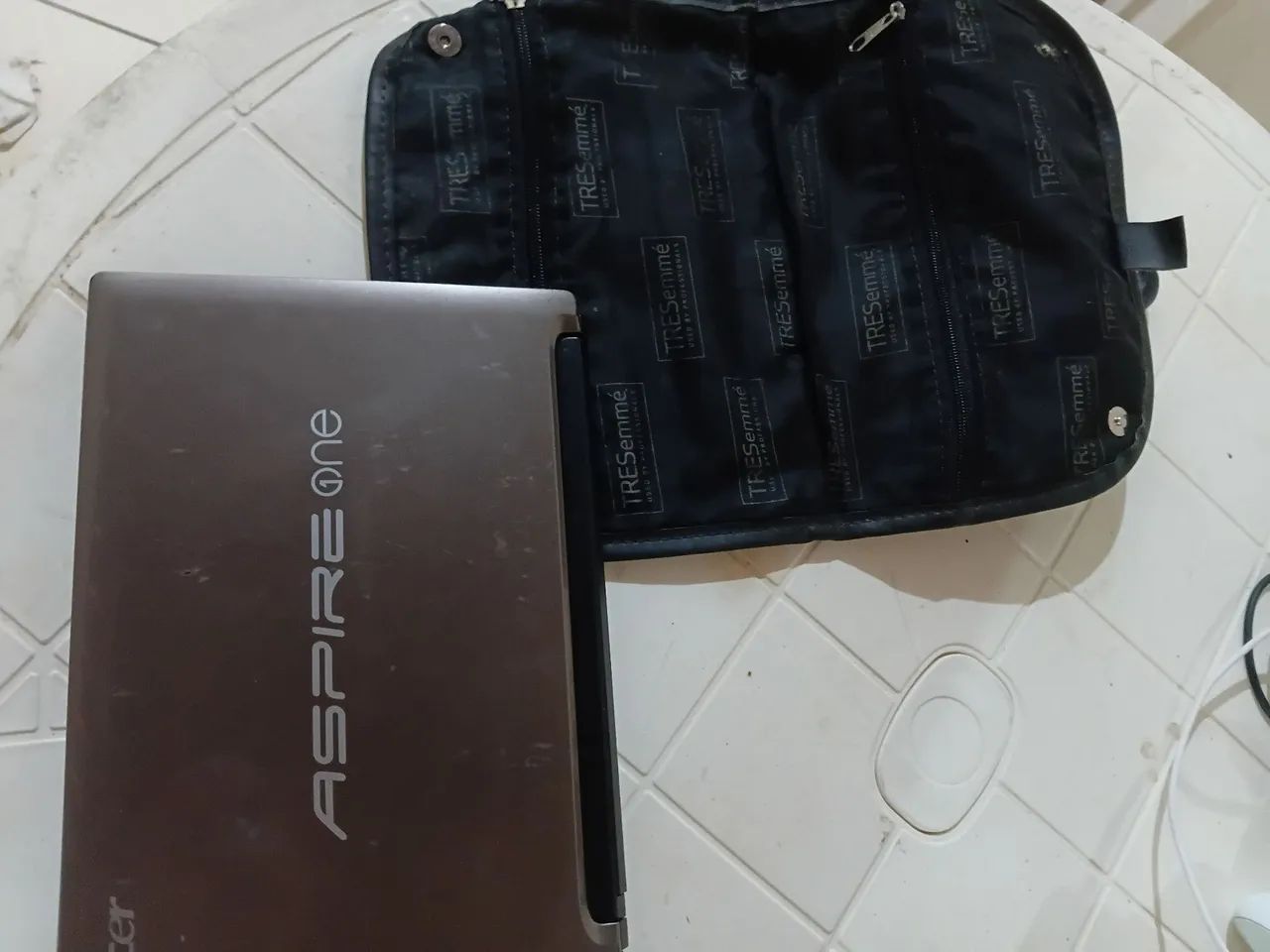 Netbook Aspire One  - Foto 2