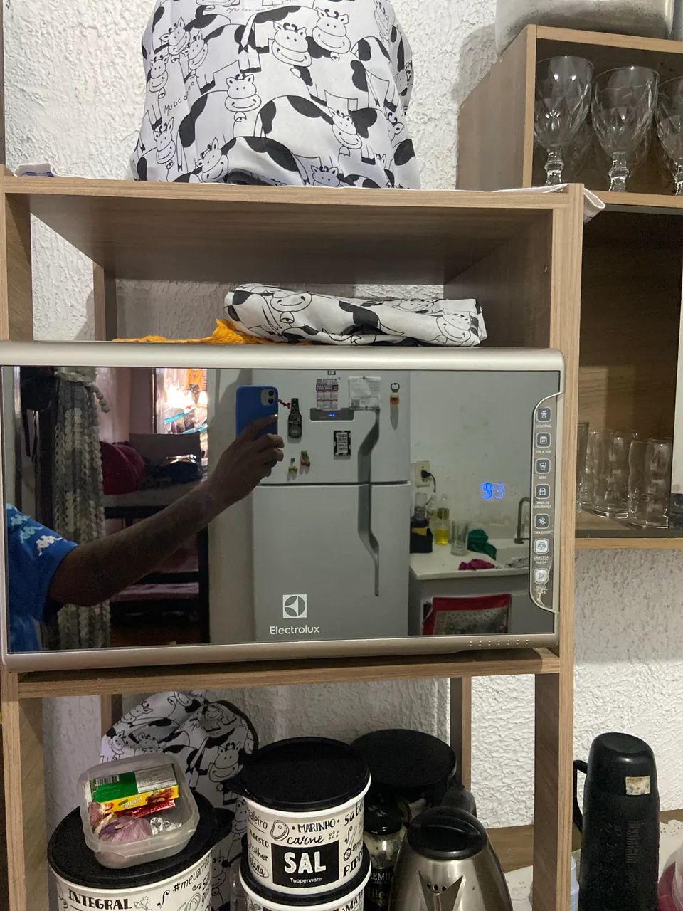 Microondas Electrolux espelhado 