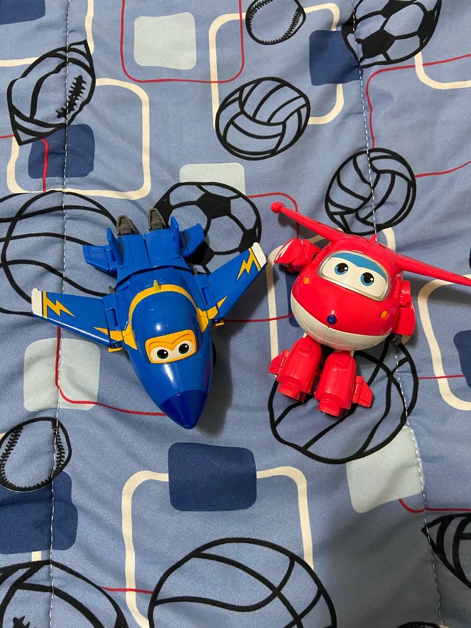 Brinquedo super wings Jett e Jerome - Foto 2
