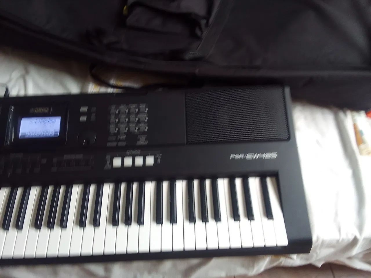 Teclado Yamaha PSR-EW425 - Foto 4