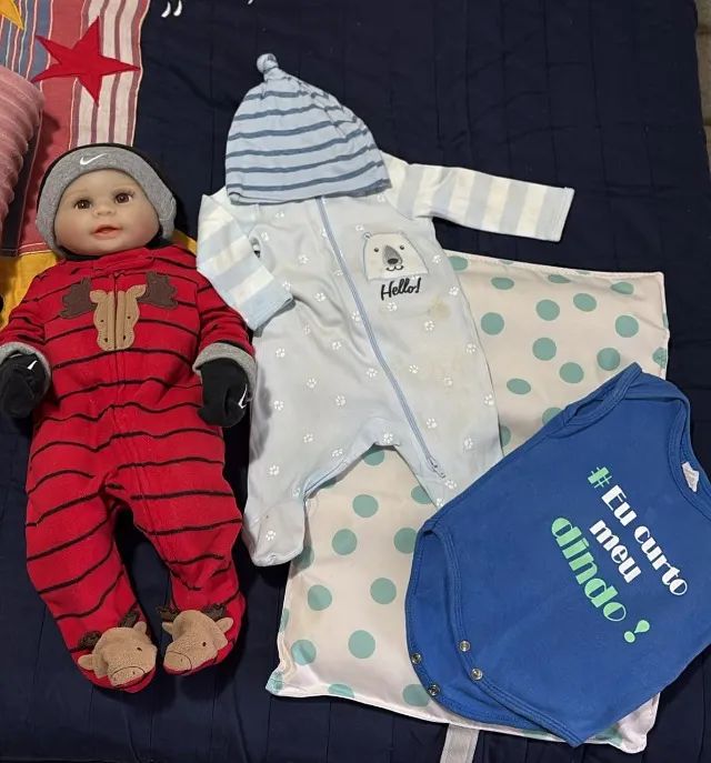 Bebê Reborn com roupas