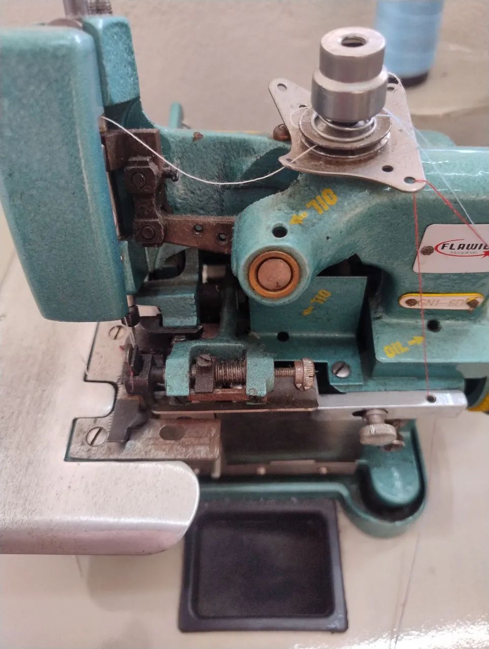 Máquina de overloque semi industrial  - Foto 4