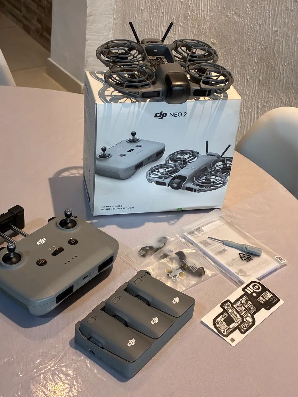 DJI Neo 2 Fly More Combo + 3 Baterias + Controle RC-N3 + Case Rígida  - Foto 2