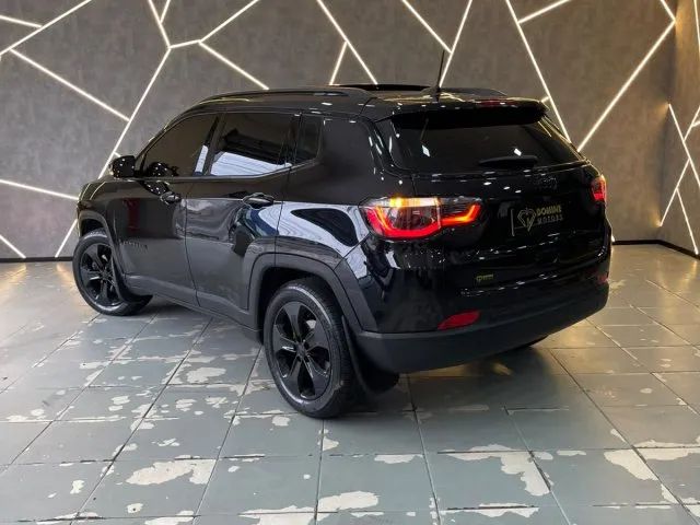 Jeep Compass Night Eagle 2.0 4X2 Flex 16V AUT 2018 - Foto 5