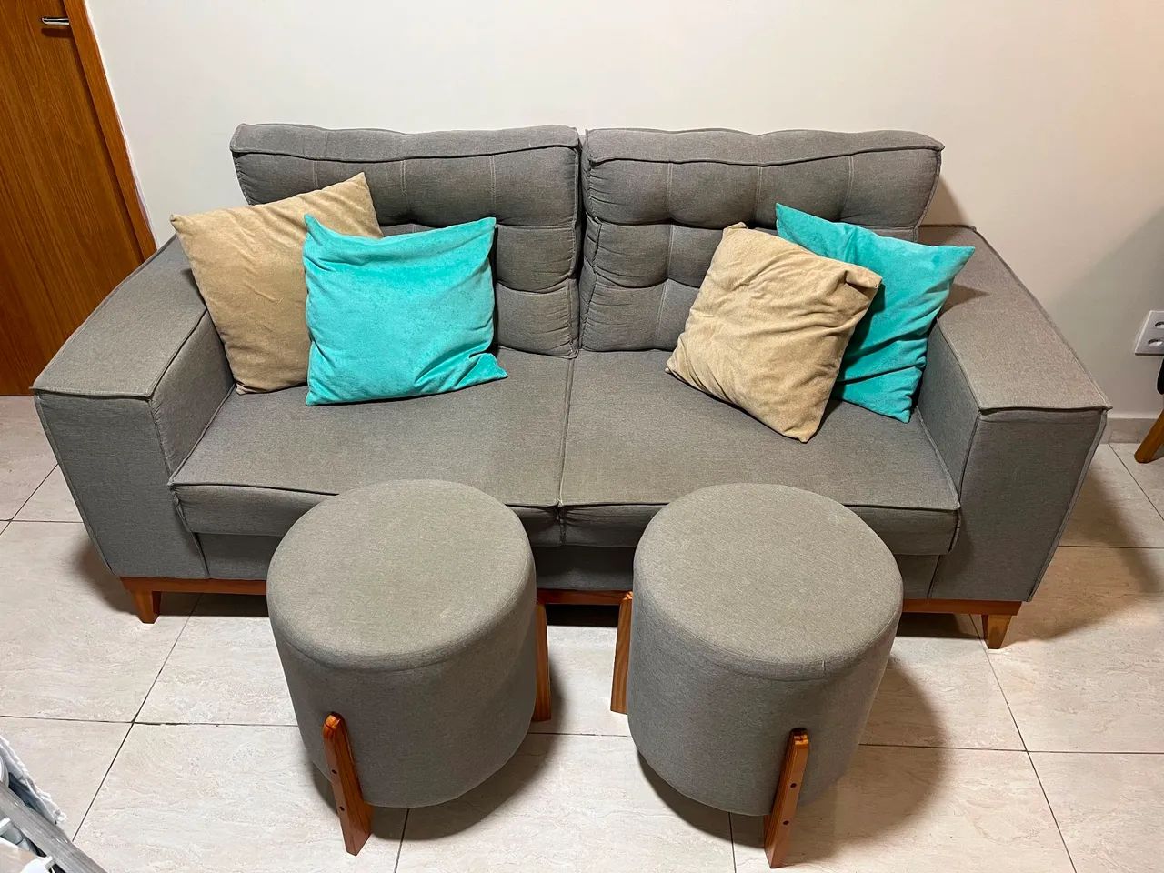 Sofá 2 lugares