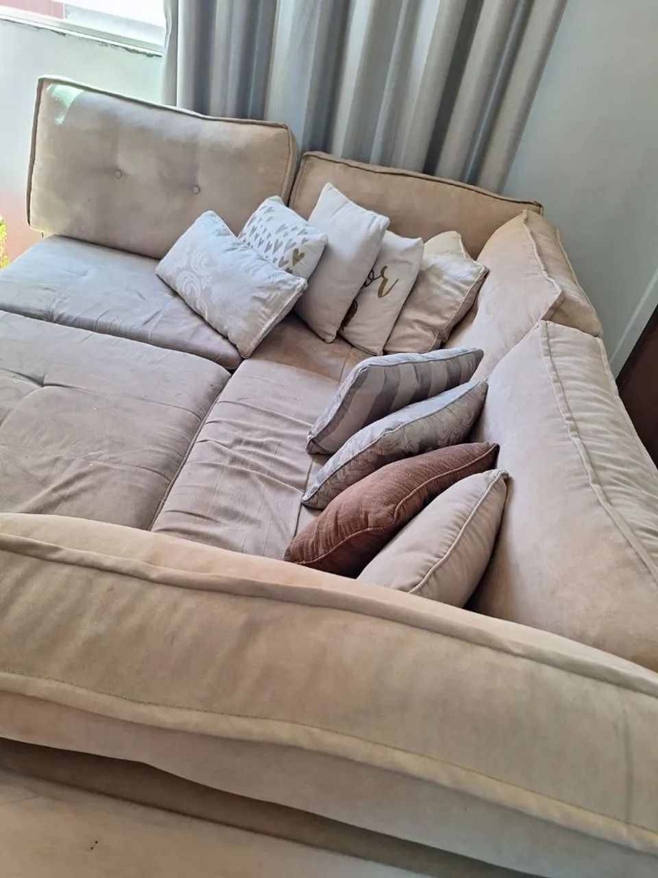 SOFÁ DE CANTO 