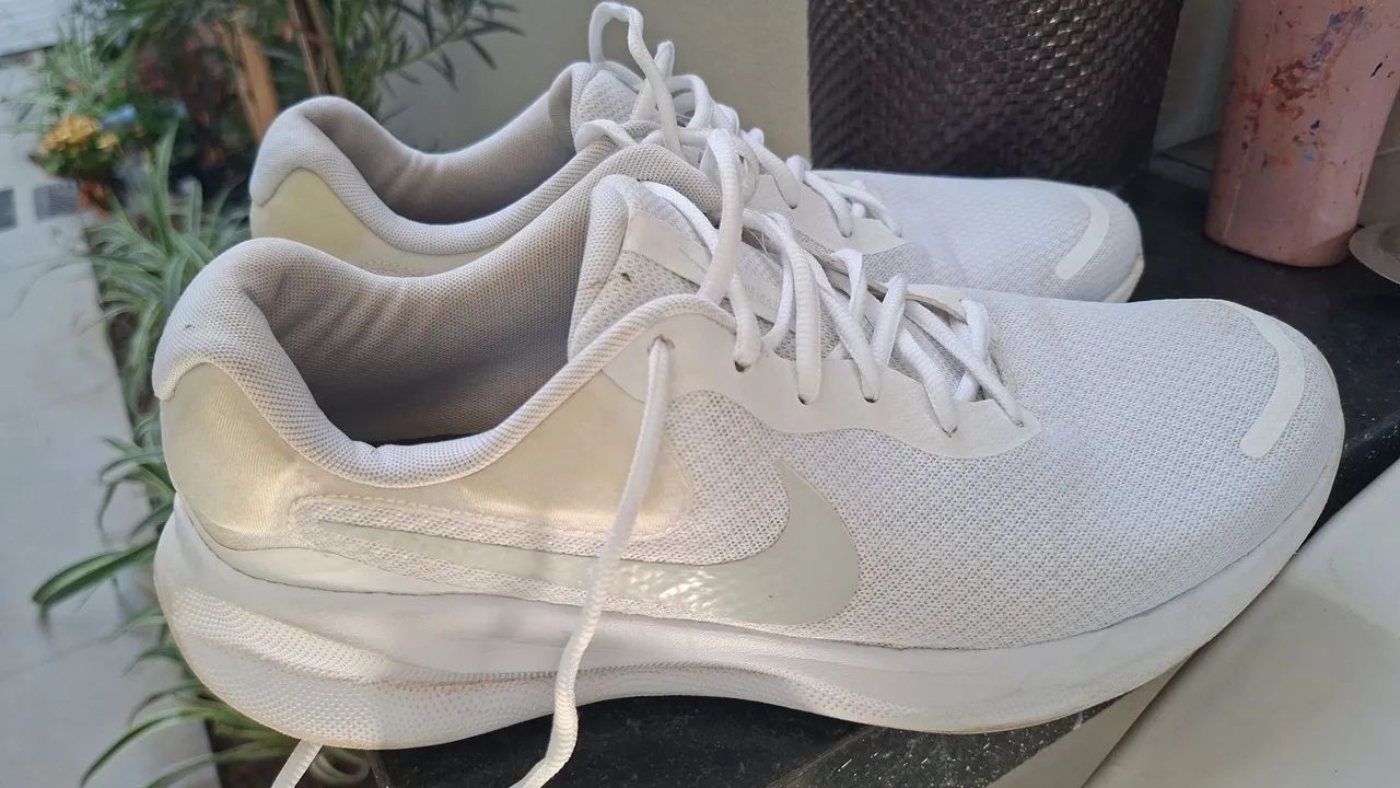 Vende se tenis branco Nike original