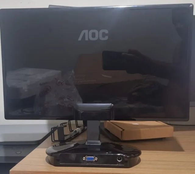Monitor AOC 18.5" LED - Ótimo custo-benefício! - Foto 2