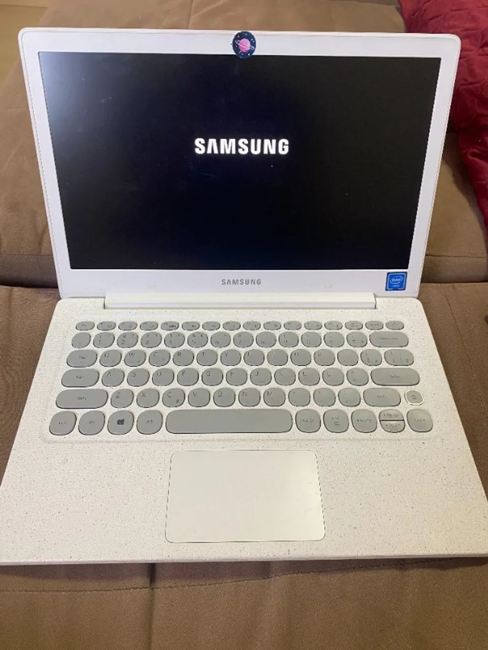 Notebook Branco Samsung Flash F30 - Foto 2