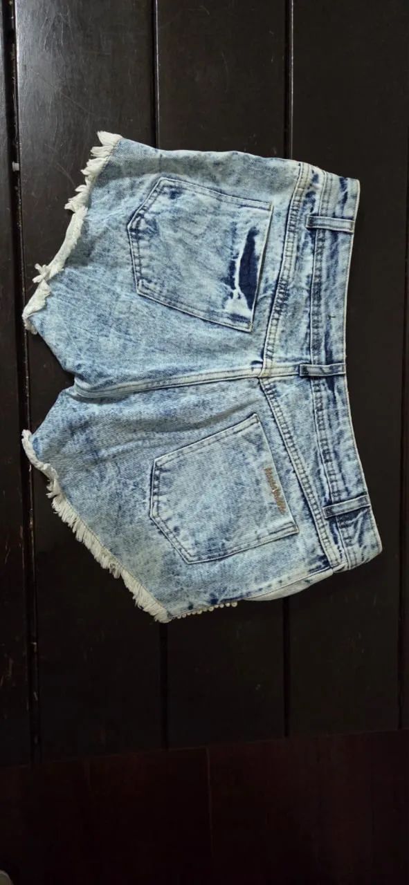 Short jeans com p érolas  - Foto 2