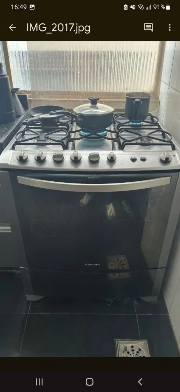 Fogão Electrolux 5 Bocas Inox com Tripla Chama e Acendimento Automático -