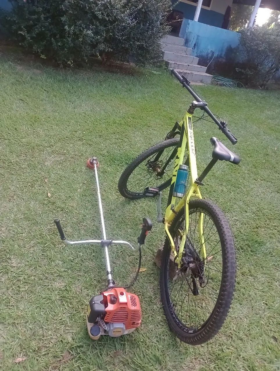 Bicicleta e roçadeira  - Foto 3