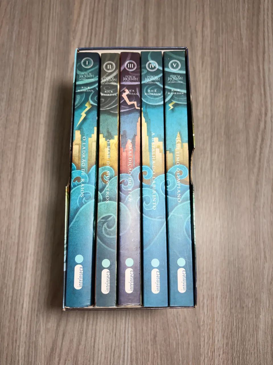 Box Livros Percy Jackson e os Olimpianos - Foto 4