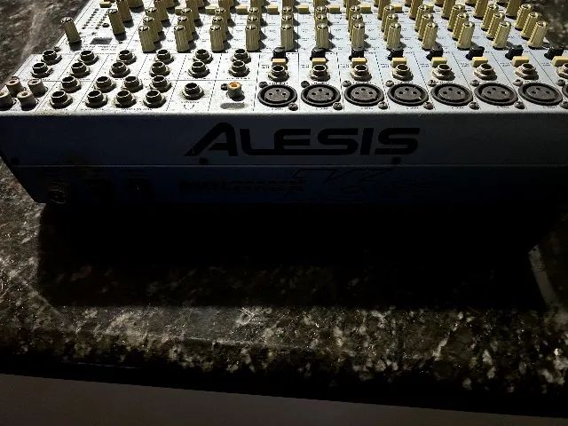 Alesis Multimix 16USB - Foto 2