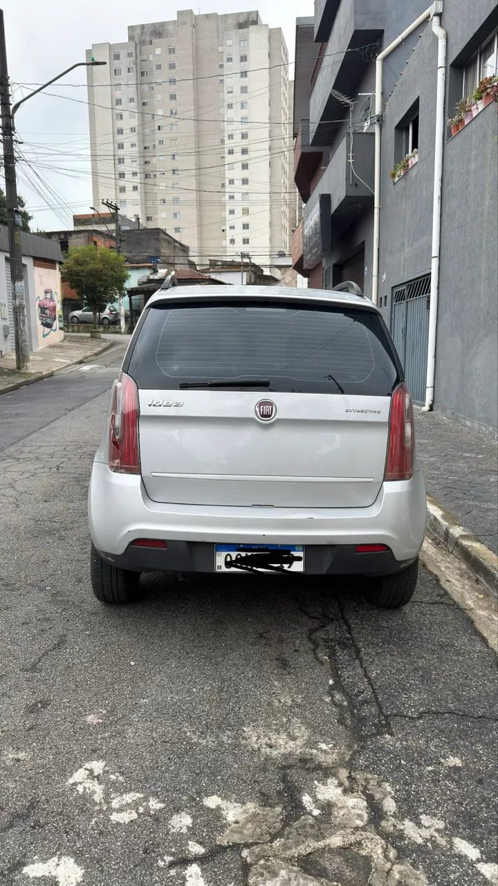 Fiat Idea Attractive 1.4 Fire Flex 8V 5P 2013 - Foto 2
