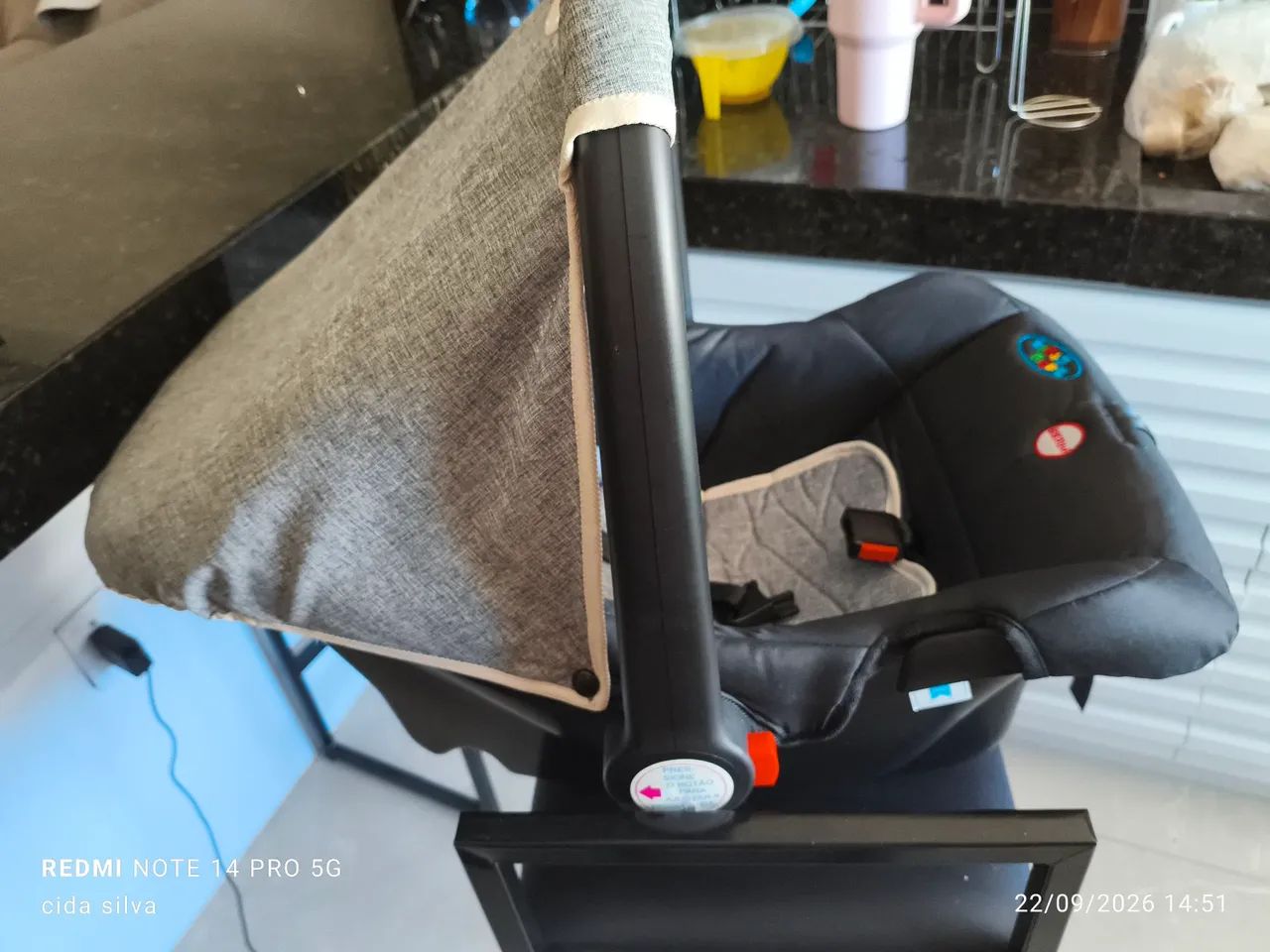 Bebê conforto com 1 mês de uso - Foto 2